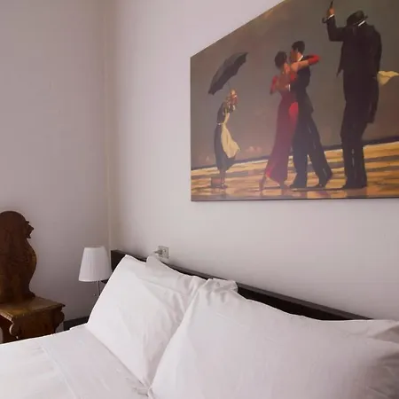 Italianway-juvara Appartement